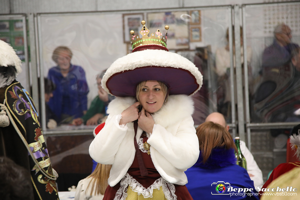 VBS_4644 - Investitura Re Peperone e Bela Povronera Carnevale di Carmagnola 2024.jpg